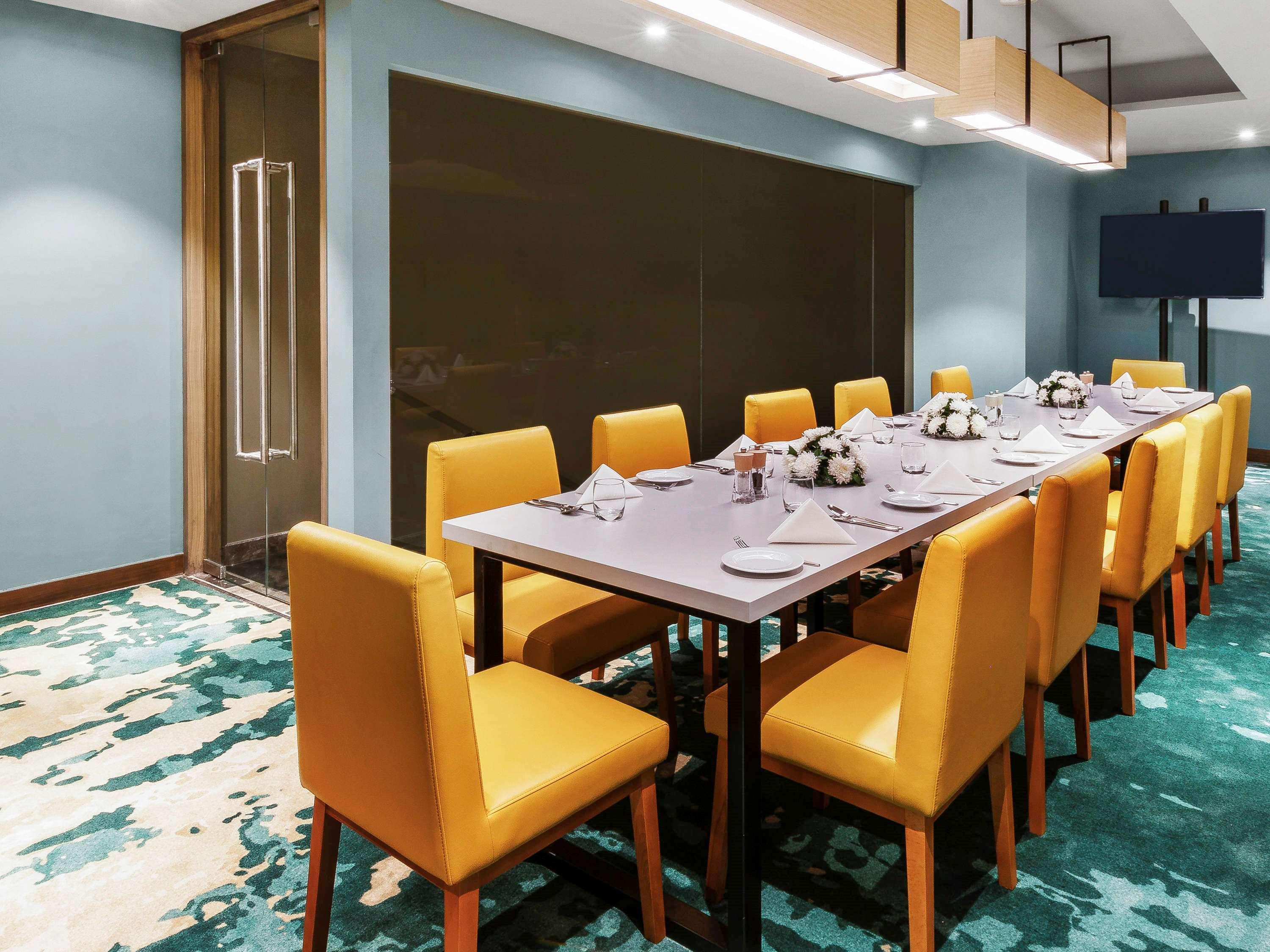 Grand Mercure Ahmedabad Gift City - An Accor Hotels Brand Гандинагар Экстерьер фото