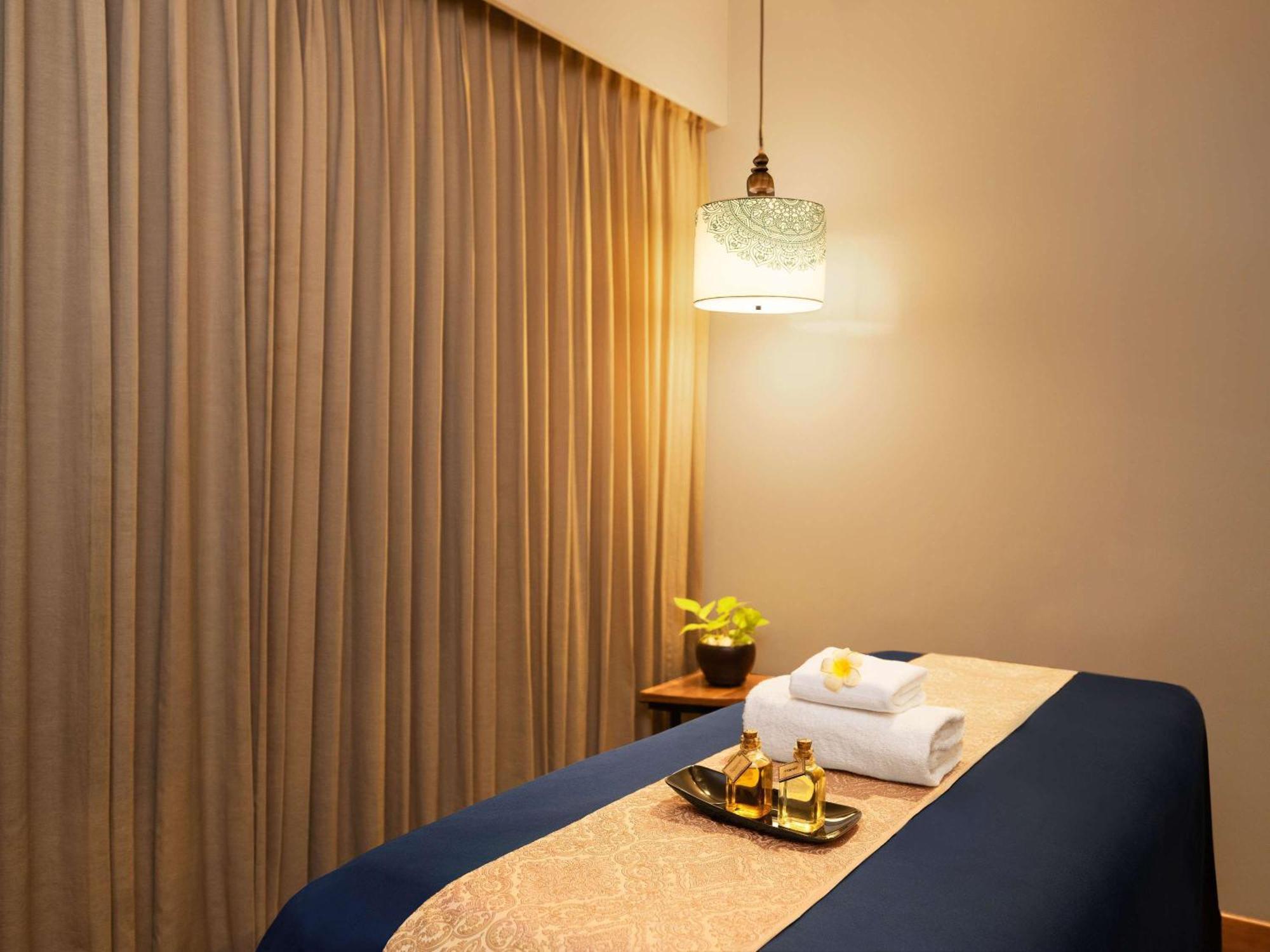 Grand Mercure Ahmedabad Gift City - An Accor Hotels Brand Гандинагар Экстерьер фото