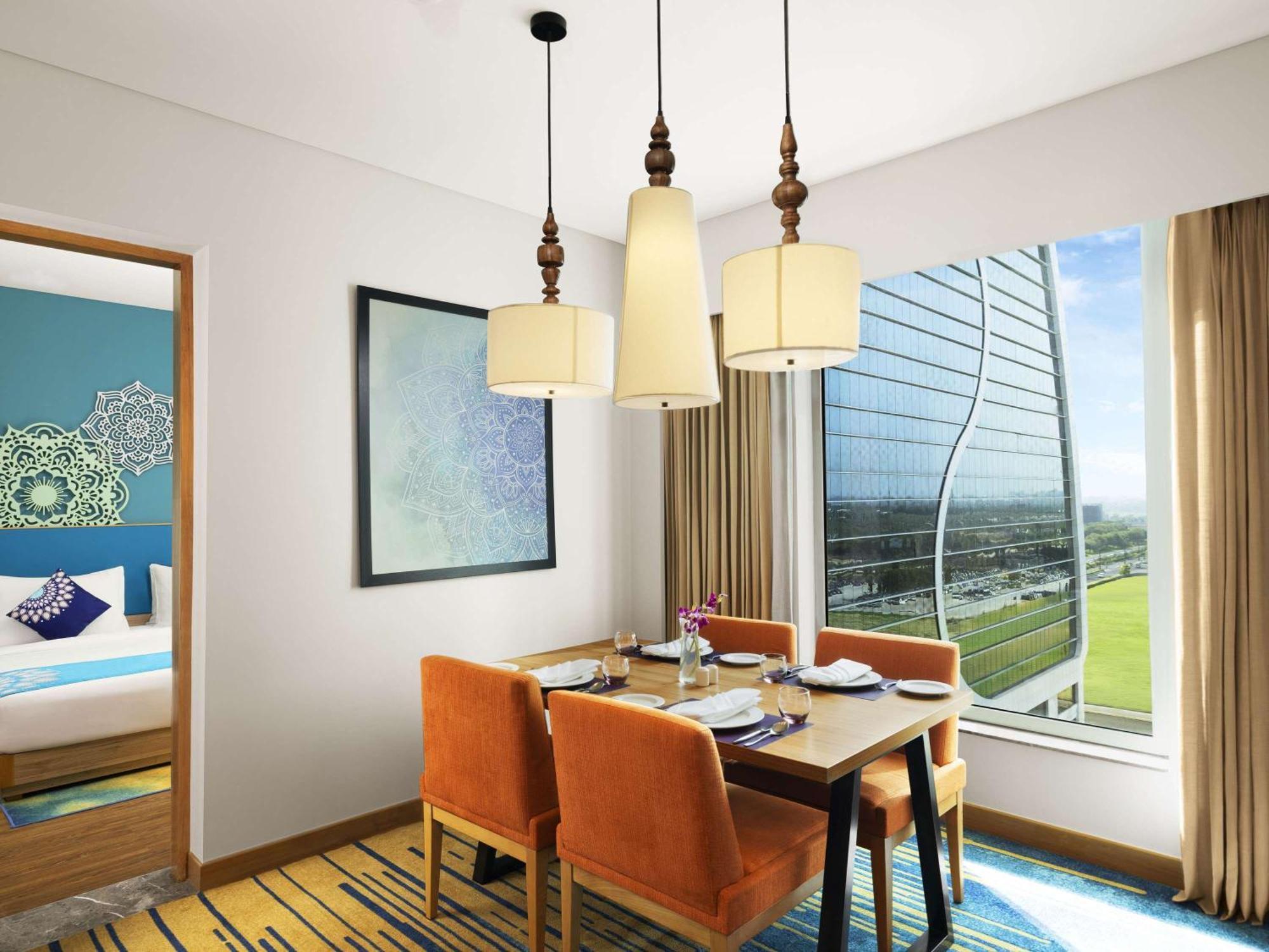 Grand Mercure Ahmedabad Gift City - An Accor Hotels Brand Гандинагар Экстерьер фото