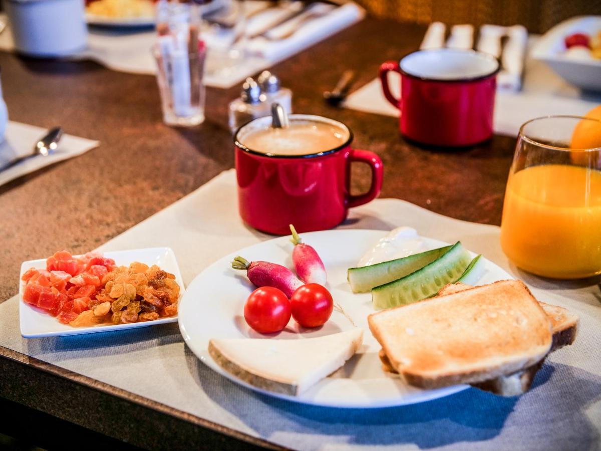 Grand Mercure Ahmedabad Gift City - An Accor Hotels Brand Гандинагар Экстерьер фото